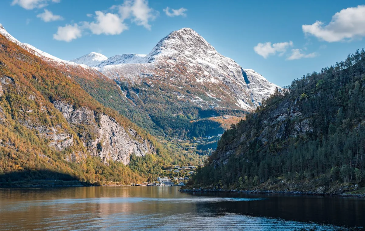 Eiendomsmegler Nærøysund - beste megler og lokalt boligmarked i Nærøysund